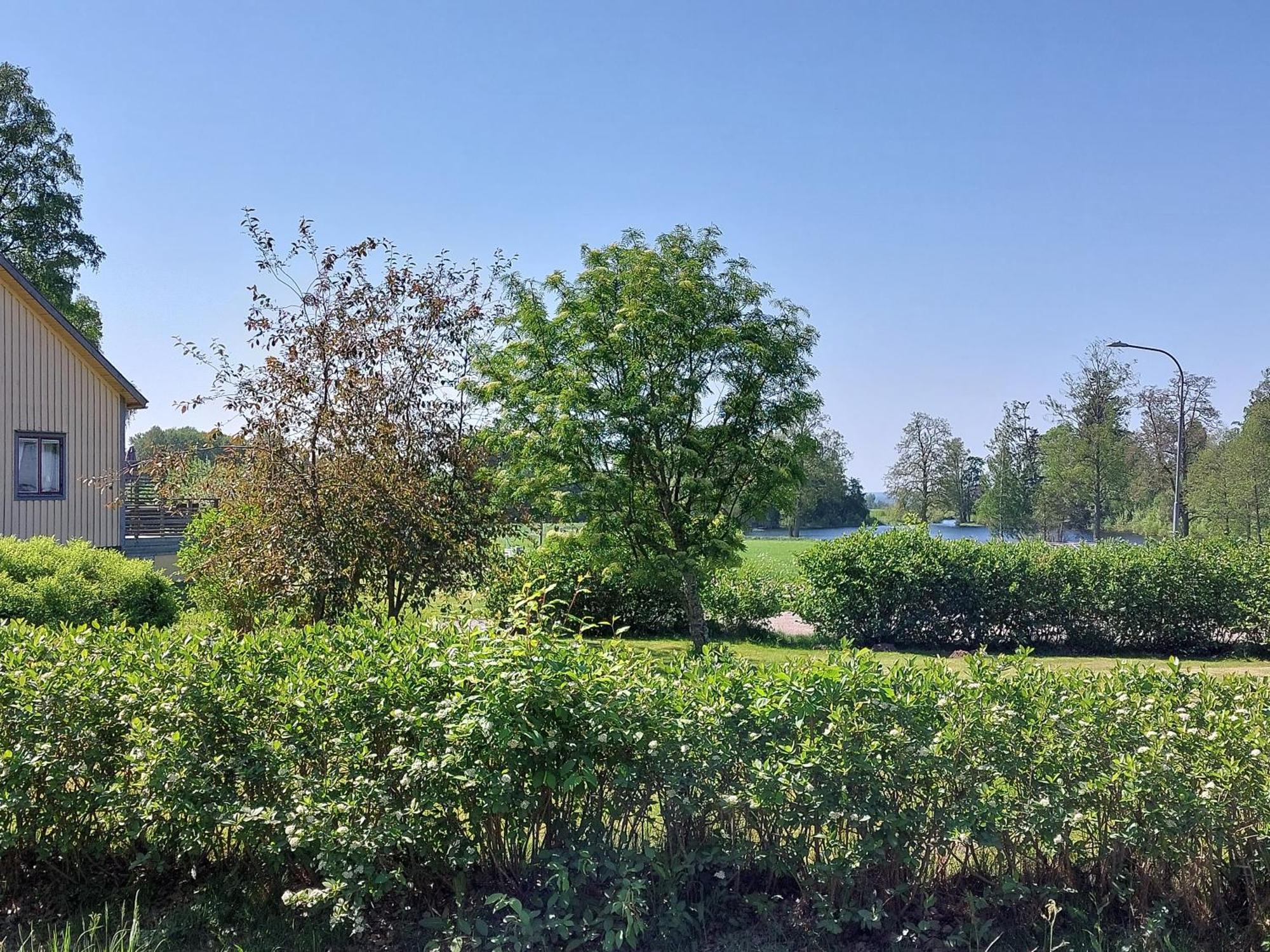 Bruksgarden Bed&Breakfast Undenäs エクステリア 写真